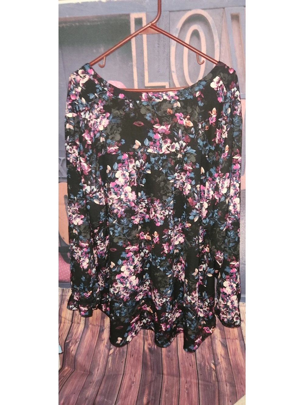 Torrid Georgette Hi-Low Pullover 4X Long Sleeve - Picture 3 of 4